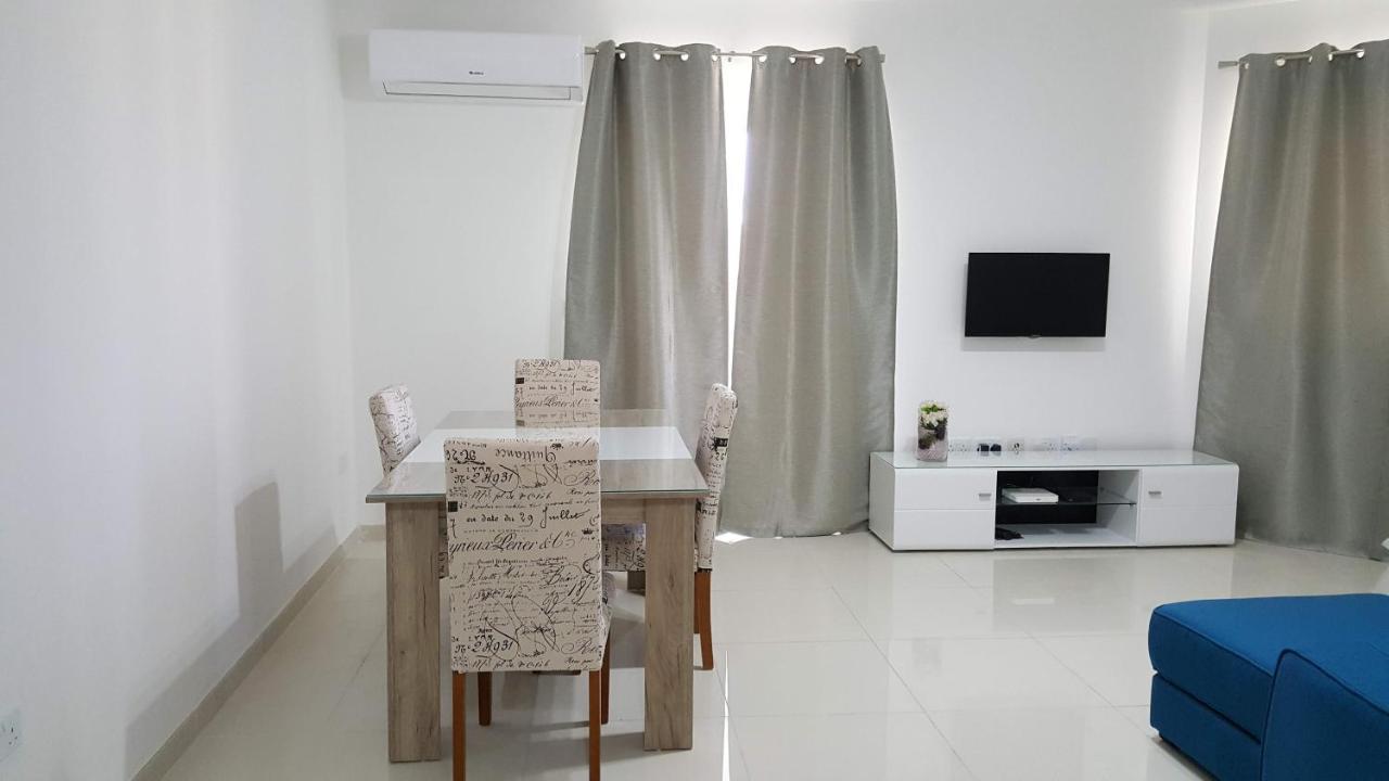 The Carobs Apartment Marsaskala Exterior foto