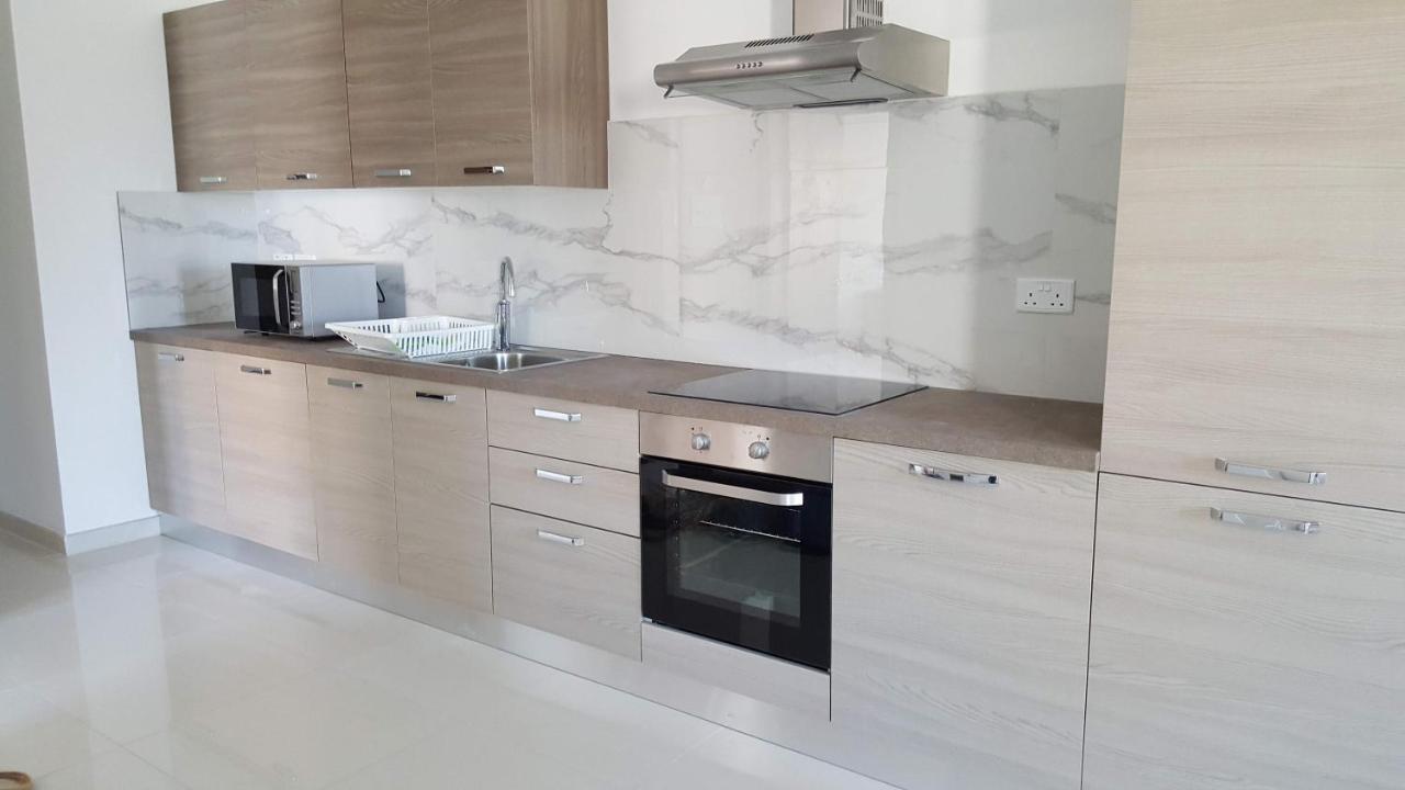 The Carobs Apartment Marsaskala Exterior foto