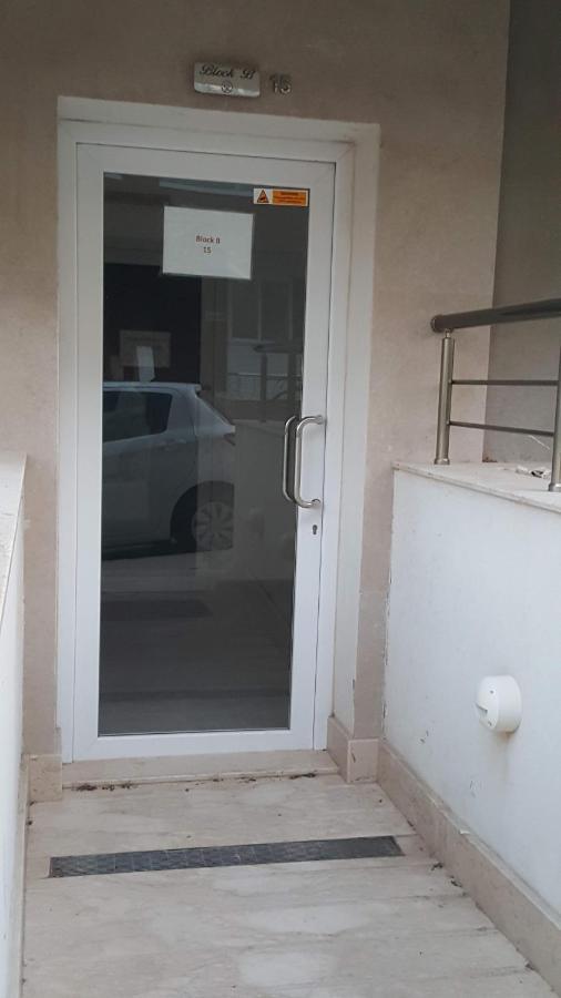 The Carobs Apartment Marsaskala Exterior foto